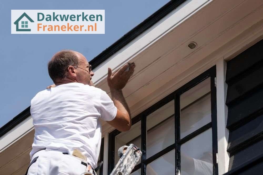 Dakgoot afwerken door onze dakdekker Dakgoot afwerken door onze dakdekker in Franeker